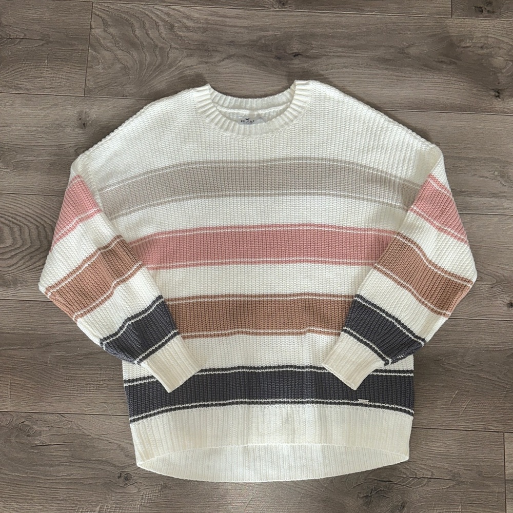 Hollister Cream Knit Sweater